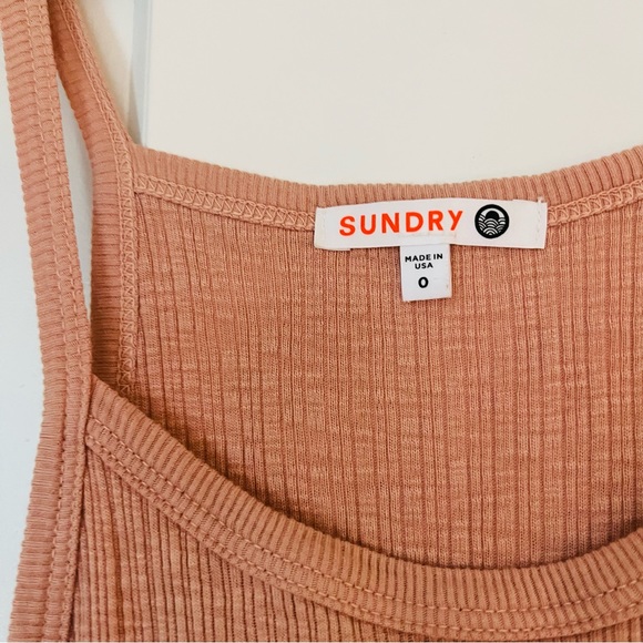 Sundry Bundle of 3 Strappy Tank Tops in Coral, Adobe, and Tan/White Size XS (0) - Picture 14 of 16